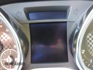 2019 Mercedes-Benz SLC 300 z VIN WDDPK3JA1KF160119, wystawiony jako IAAI lot #41744155 z przebiegiem Nie podano mil oraz . Historia ofert i sprzedaży dostępna na DreamBid. Obrazek 15.