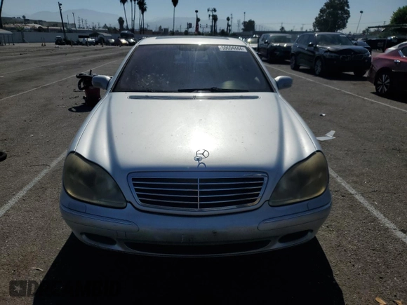 2002 Mercedes-Benz S-Class 4.3L with VIN WDBNG70JX2A314138, listed as a Copart auction lot 59694444 with 158,981 mi miles and Salvage Title. Bid and sale history available at carsss.com. Image 5.