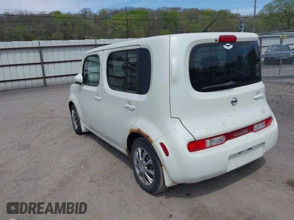 2009 Nissan Cube 1.8 SL with VIN JN8AZ28R09T111558, listed as a IAAI auction lot 42126089 with 181,649 mi miles. Bid and sale history available at carsss.com. Image 3.