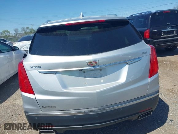 2017 Cadillac XT5 Luxury FWD z VIN 1GYKNBRS6HZ231609, wystawiony jako IAAI lot #42043791 z przebiegiem 106 594 mil mil oraz . Historia ofert i sprzedaży dostępna na DreamBid. Obrazek 16.