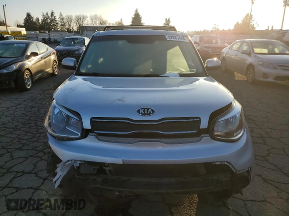 2017 Kia Soul with VIN KNDJN2A2XH7463221, listed as a Copart auction lot 82889404 with 102,034 mi miles and Salvage Title. Bid and sale history available at carsss.com. Image 5.