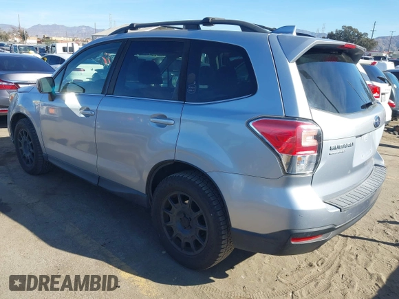 2017 Subaru Forester Premium with VIN JF2SJGEC5HH450517, listed as a IAAI auction lot 41425339 with 185,885 mi miles. Bid and sale history available at carsss.com. Image 3.