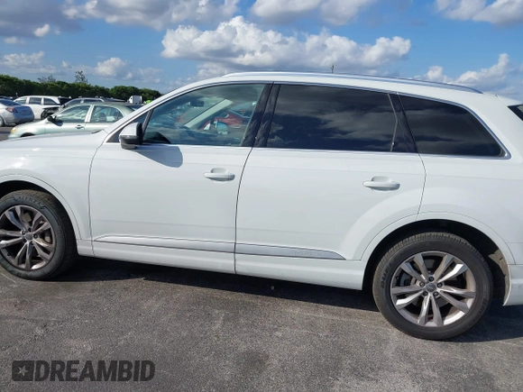 2017 Audi Q7 Premium Plus with VIN WA1LABF73HD018713, listed as a IAAI auction lot 41492243 with 112,928 mi miles. Bid and sale history available at carsss.com. Image 15.