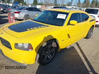 2006 Dodge Charger R/T with VIN 2B3KA53H86H385317, listed as a IAAI auction lot 41676822 with 179,595 mi miles and . Bid and sale history available at DreamBid. Image 2.