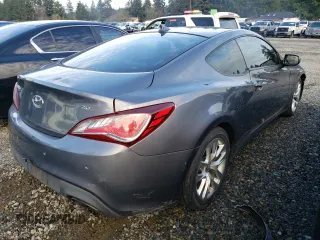 2014 Hyundai Genesis Coupe 2.0T z VIN KMHHT6KD6EU119079, wystawiony jako Copart lot #83364634 z przebiegiem 85 647 mil mil oraz Szkoda całkowita • Salvage title. Historia ofert i sprzedaży dostępna na DreamBid. Obrazek 3.