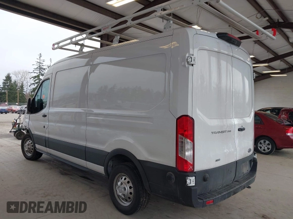 2024 Ford Transit Cargo with VIN 1FTBR2C82RKA94637, listed as a IAAI auction lot 41829528 with 16,901 mi miles and . Bid and sale history available at DreamBid. Image 3.
