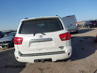 2015 Toyota Sequoia Platinum with VIN 5TDDW5G1XFS121006, listed as a IAAI auction lot 41359331 with 146,031 mi miles and . Bid and sale history available at DreamBid. Image 16.