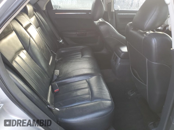 2009 Chrysler 300 with VIN 2C3LA63T09H628575, listed as a Copart auction lot 86588864 with 259,544 mi miles and Salvage Title. Bid and sale history available at carsss.com. Image 10.