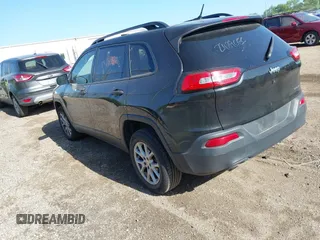 2016 Jeep Cherokee Sport с VIN 1C4PJLAB0GW293645, выставлен на аукционе IAAI как лот 42566125 с пробегом 173 803 миль миль и . История ставок и продаж доступна на DreamBid. Изображение 3.