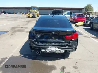 2015 BMW 4 Series 428i z VIN WBA4A9C52FGL86332, wystawiony jako IAAI lot #41970189 z przebiegiem 112 282 mil mil oraz . Historia ofert i sprzedaży dostępna na DreamBid. Obrazek 17.
