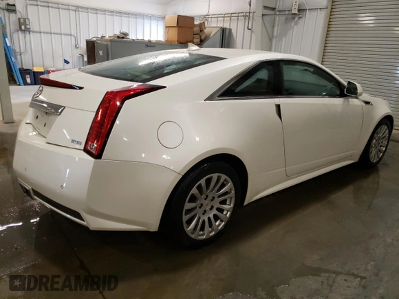 2011 Cadillac CTS Performance z VIN 1G6DL1ED2B0126246, wystawiony jako Copart lot #86136324 z przebiegiem 86 805 mil mil oraz Szkoda całkowita • Salvage title. Historia ofert i sprzedaży dostępna na DreamBid. Obrazek 3.