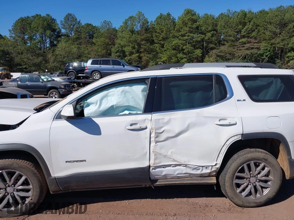 2018 GMC Acadia SLE with VIN 1GKKNLLA5JZ149781, listed as a IAAI auction lot 40499900 with 92,136 mi miles and . Bid and sale history available at DreamBid. Image 14.