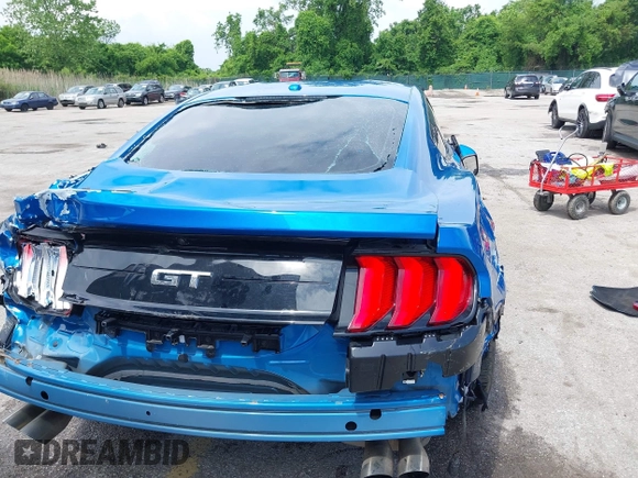 2019 Ford Mustang GT with VIN 1FA6P8CF4K5180728, listed as a IAAI auction lot 42250689 with 9,135 mi miles and . Bid and sale history available at DreamBid. Image 6.