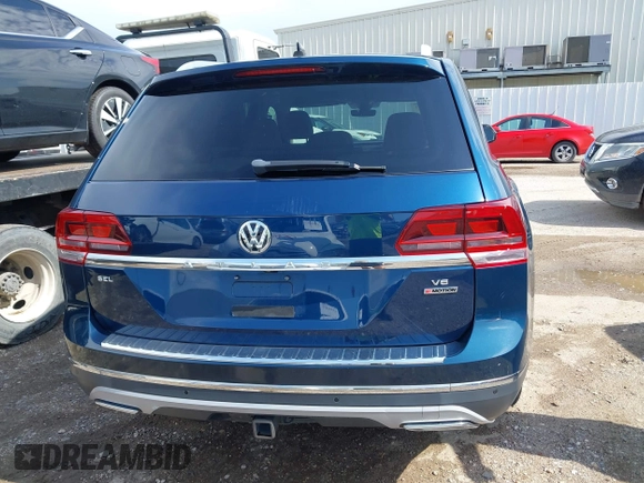 2018 Volkswagen Atlas SEL z VIN 1V2MR2CA4JC512804, wystawiony jako IAAI lot #42528402 z przebiegiem 59 226 mil mil oraz . Historia ofert i sprzedaży dostępna na DreamBid. Obrazek 16.