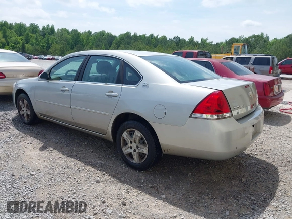 2008 Chevrolet Impala LS z VIN 2G1WB58K681201773, wystawiony jako IAAI lot #42240644 z przebiegiem 235 778 mil mil oraz . Historia ofert i sprzedaży dostępna na DreamBid. Obrazek 3.