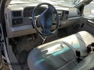 2001 Ford F-250 XL z VIN 3FTNF20L91MA70668, wystawiony jako Copart lot #70342064 z przebiegiem 190 065 mil mil oraz Szkoda całkowita • Salvage title. Historia ofert i sprzedaży dostępna na DreamBid. Obrazek 8.