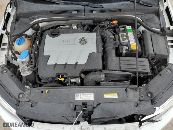 2014 Volkswagen Jetta Sedan TDI with VIN 3VWLL7AJ3EM312979, listed as a Copart auction lot 49005385 with 91,192 mi miles and Salvage Title. Bid and sale history available at carsss.com. Image 11.