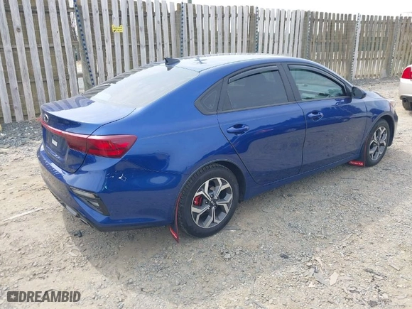 2020 Kia Forte LXS with VIN 3KPF24AD4LE245943, listed as a IAAI auction lot 41960919 with 105,833 mi miles. Bid and sale history available at carsss.com. Image 4.