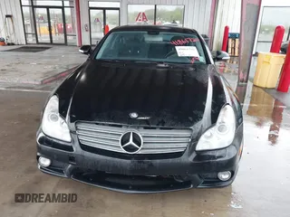 2006 Mercedes-Benz CLS 500 z VIN WDDDJ75X56A045909, wystawiony jako IAAI lot #41861720 z przebiegiem 127 719 mil mil oraz . Historia ofert i sprzedaży dostępna na DreamBid. Obrazek 12.