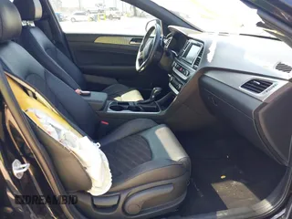2018 Hyundai Sonata SEL with VIN 5NPE34AFXJH653446, listed as a IAAI auction lot 40011540 with 81,774 mi miles and . Bid and sale history available at DreamBid. Image 5.