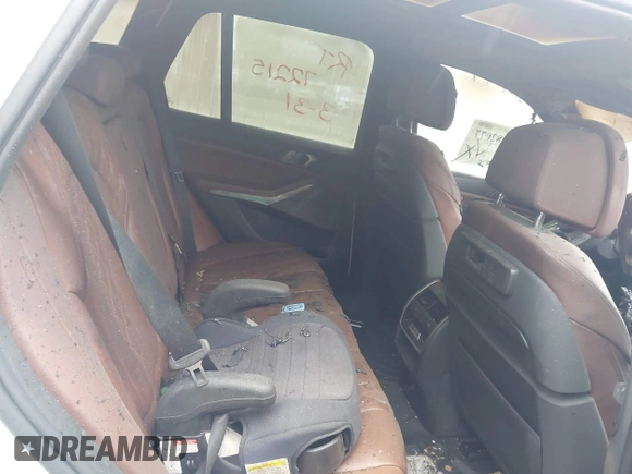 2019 BMW X5 xDrive50i с VIN 5UXJU2C5XKLN64637, выставлен на аукционе IAAI как лот 42182077 с пробегом Не указан миль и . История ставок и продаж доступна на DreamBid. Изображение 8.