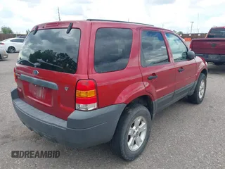 2005 Ford Escape XLT с VIN 1FMCU93185KB25796, выставлен на аукционе IAAI как лот 42374603 с пробегом 248 276 миль миль и . История ставок и продаж доступна на DreamBid. Изображение 4.