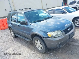 2005 Ford Escape XLT с VIN 1FMYU93145KA40265, выставлен на аукционе IAAI как лот 42216227 с пробегом 157 959 миль миль и . История ставок и продаж доступна на DreamBid. Изображение 1.