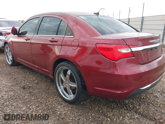 2014 Chrysler 200 LX with VIN 1C3CCBAB7EN122370, listed as a IAAI auction lot 41546859 with 138,999 mi miles and . Bid and sale history available at DreamBid. Image 3.