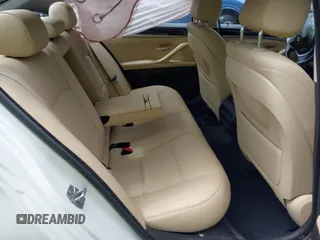 2016 BMW 5 Series 528i xDrive с VIN WBA5A7C52GG643466, выставлен на аукционе IAAI как лот 42693556 с пробегом 72 121 миль миль и . История ставок и продаж доступна на DreamBid. Изображение 8.