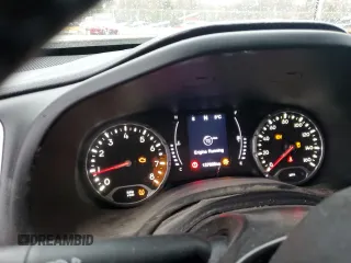 2018 Jeep Renegade Latitude z VIN ZACCJBBB7JPJ39426, wystawiony jako Copart lot #84618564 z przebiegiem Nie podano mil oraz Szkoda całkowita • Salvage title. Historia ofert i sprzedaży dostępna na DreamBid. Obrazek 9.