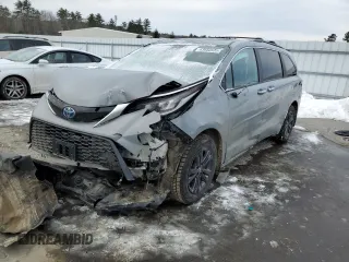 2024 Toyota Sienna XSE z VIN 5TDDSKFC4RS134299, wystawiony jako Copart lot #43050535 z przebiegiem 10 891 mil mil oraz Szkoda całkowita • Salvage title. Historia ofert i sprzedaży dostępna na DreamBid. Obrazek 1.