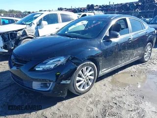 2011 Mazda Mazda6 i Touring with VIN 1YVHZ8CH8B5M19917, listed as a IAAI auction lot 41321308 with 180,189 mi miles. Bid and sale history available at carsss.com. Image 6.