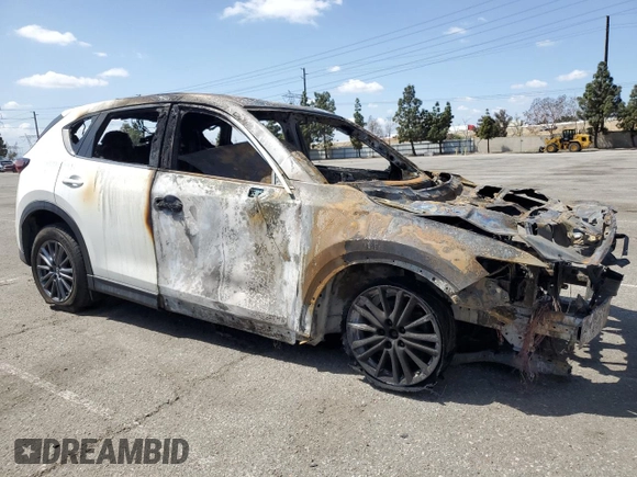 2019 Mazda CX-5 Touring with VIN JM3KFACM2K0545820, listed as a Copart auction lot 51932025 with 0 mi miles and Non Repairable. Bid and sale history available at carsss.com. Image 4.