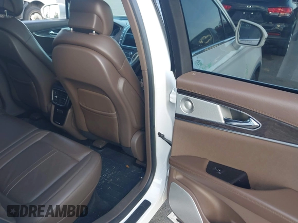 2018 Lincoln MKX Reserve with VIN 2LMPJ6LRXJBL20354, listed as a IAAI auction lot 41561022 with 138,688 mi miles. Bid and sale history available at carsss.com. Image 8.