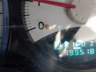 2006 Dodge Dakota ST z VIN 1D7HE28K76S560008, wystawiony jako IAAI lot #42176260 z przebiegiem 199 518 mil mil oraz . Historia ofert i sprzedaży dostępna na DreamBid. Obrazek 16.