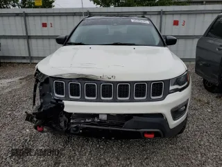 2017 Jeep Compass Trailhawk with VIN 3C4NJDDB2HT646693, listed as a Copart auction lot 58200235 with 62,765 mi miles and Salvage title. Bid and sale history available at DreamBid. Image 5.