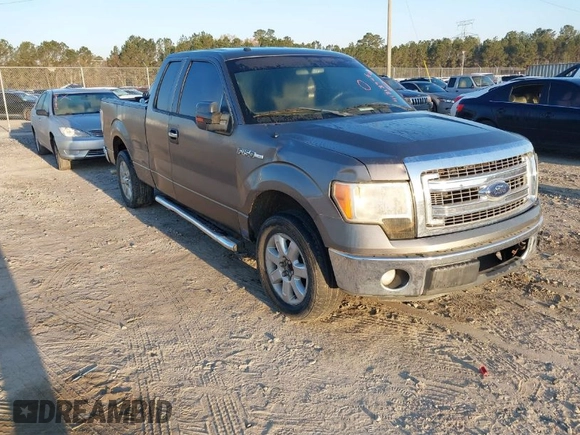 2013 Ford F-150 XL with VIN 1FTFX1CF0DFA71326, listed as a IAAI auction lot 41818945 with 261,183 mi miles and . Bid and sale history available at DreamBid. Image 1.
