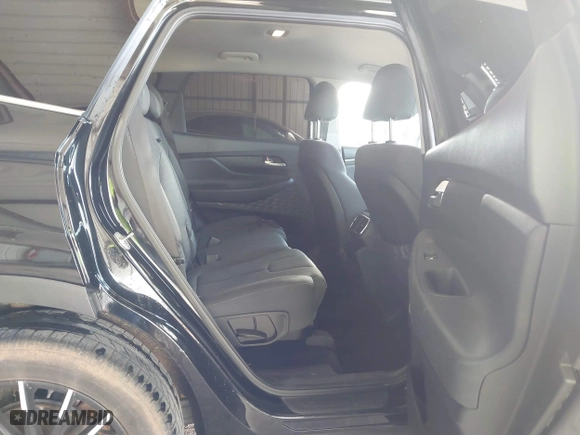2019 Hyundai Santa Fe SE with VIN 5NMS23AD1KH112931, listed as a IAAI auction lot 41678592 with 96,477 mi miles. Bid and sale history available at carsss.com. Image 8.