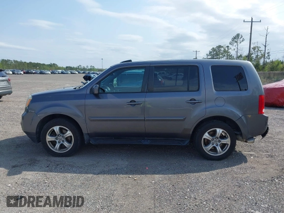 2014 Honda Pilot EX-L with VIN 5FNYF3H53EB003373, listed as a IAAI auction lot 41669568 with 182,452 mi miles. Bid and sale history available at carsss.com. Image 14.