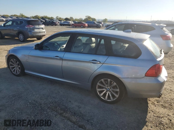 2010 BMW 3 Series 328i xDrive with VIN WBAUU3C59AA544780, listed as a Copart auction lot 50267095 with Not Provided miles and Salvage Title. Bid and sale history available at DreamBid. Image 2.