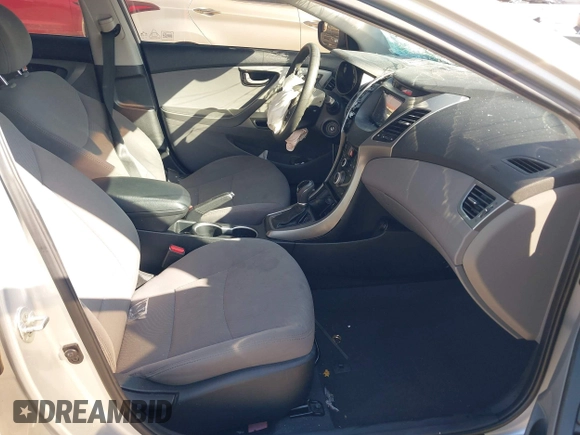 2015 Hyundai Elantra SE z VIN 5NPDH4AE8FH590181, wystawiony jako IAAI lot #42107147 z przebiegiem 107 083 mil mil oraz . Historia ofert i sprzedaży dostępna na DreamBid. Obrazek 5.