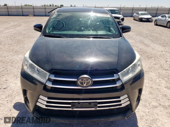 2018 Toyota Highlander LE with VIN 5TDZARFH1JS040530, listed as a Copart auction lot 57434705 with 112,912 mi miles and Salvage title. Bid and sale history available at DreamBid. Image 5.