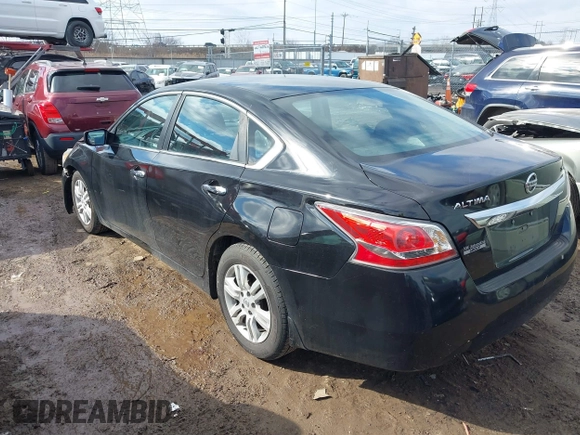 2015 Nissan Altima 2.5 S with VIN 1N4AL3AP0FC466159, listed as a IAAI auction lot 41617703 with 82,310 mi miles. Bid and sale history available at carsss.com. Image 3.