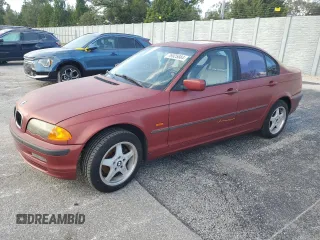 1999 BMW 3 Series 323i with VIN WBAAM3339XFP52316, listed as a Copart auction lot 76925884 with 168,505 mi miles and Salvage Title. Bid and sale history available at carsss.com. Image 1.