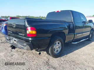 2004 Chevrolet Silverado 1500 LS with VIN 1GCEC19T44Z291569, listed as a IAAI auction lot 42020719 with 119,212 mi miles and . Bid and sale history available at DreamBid. Image 4.