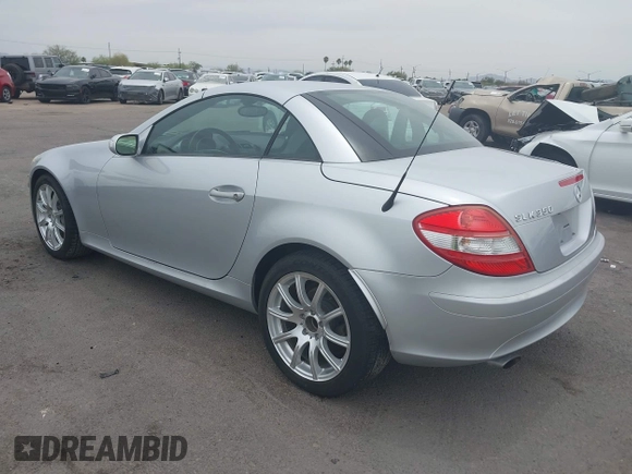 2006 Mercedes-Benz SLK 350 with VIN WDBWK56F66F096640, listed as a IAAI auction lot 42375574 with 88,657 mi miles and . Bid and sale history available at DreamBid. Image 3.