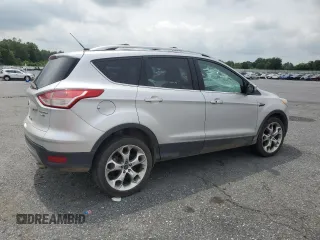 2013 Ford Escape Titanium with VIN 1FMCU9J9XDUB88989, listed as a Copart auction lot 64994445 with 192,833 mi miles and Salvage title. Bid and sale history available at DreamBid. Image 3.