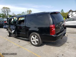 2007 Chevrolet Suburban LT with VIN 1GNFC16J67J351997, listed as a Copart auction lot 64246044 with 0 mi miles and Non Repairable. Bid and sale history available at carsss.com. Image 2.