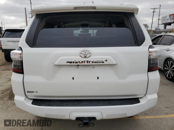 2021 Toyota 4Runner SR5 with VIN JTEEU5JR4M5231007, listed as a Copart auction lot 61396175 with 74,973 mi miles and Salvage title. Bid and sale history available at DreamBid. Image 6.