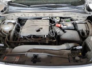 2020 Ford Escape SE with VIN 1FMCU0G60LUC25023, listed as a Copart auction lot 52728735 with 112,966 mi miles and Salvage title. Bid and sale history available at DreamBid. Image 11.